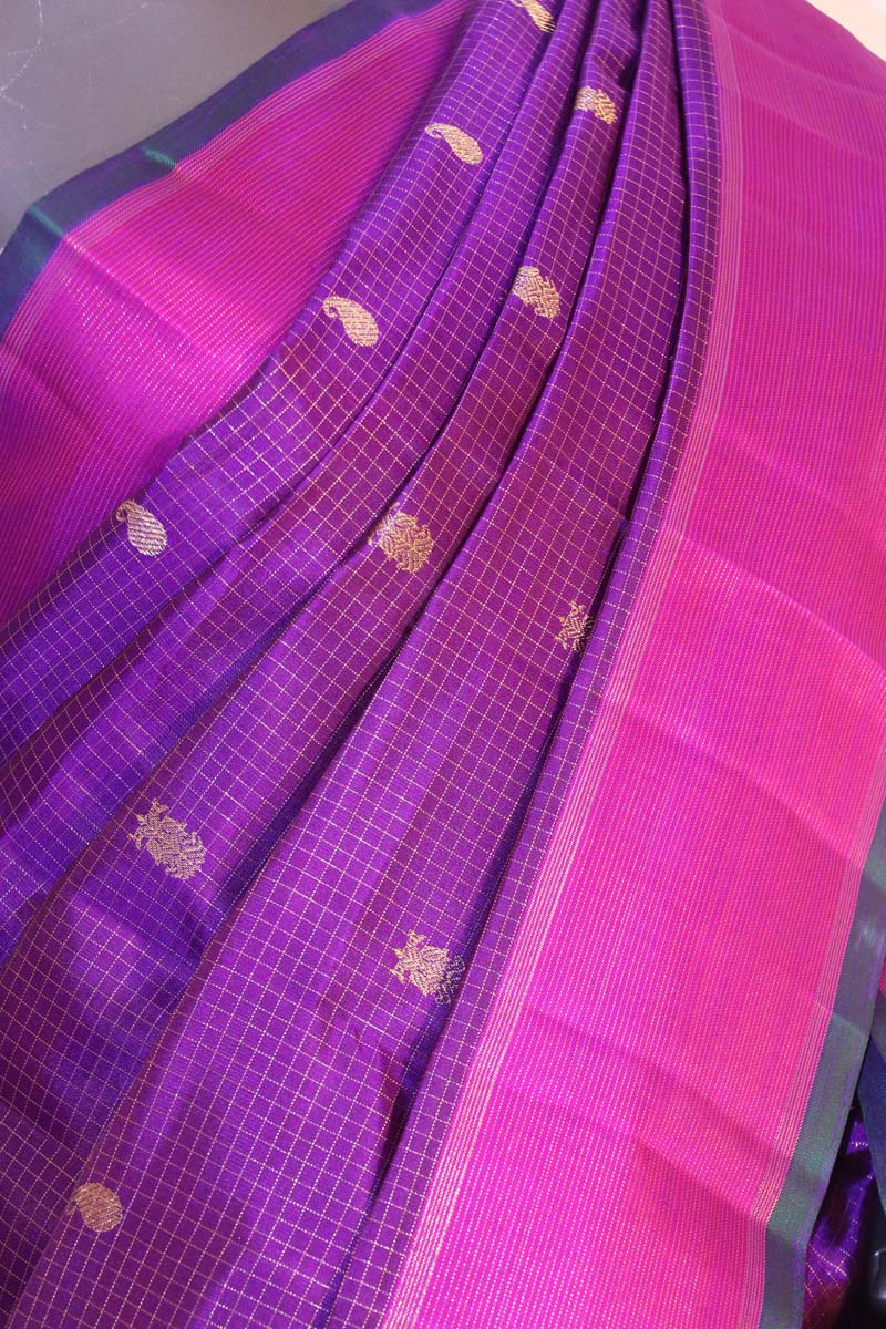 Bridal Zari Checks Kanjeevaram Silk Saree  AI215366